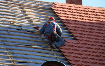 roof tiles Great Offley, Hertfordshire